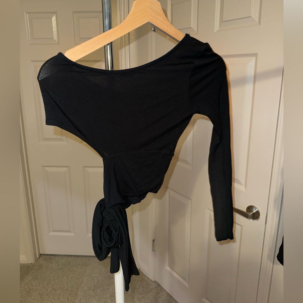 Fashion Nova Black Asymmetrical Long Sleeve Top